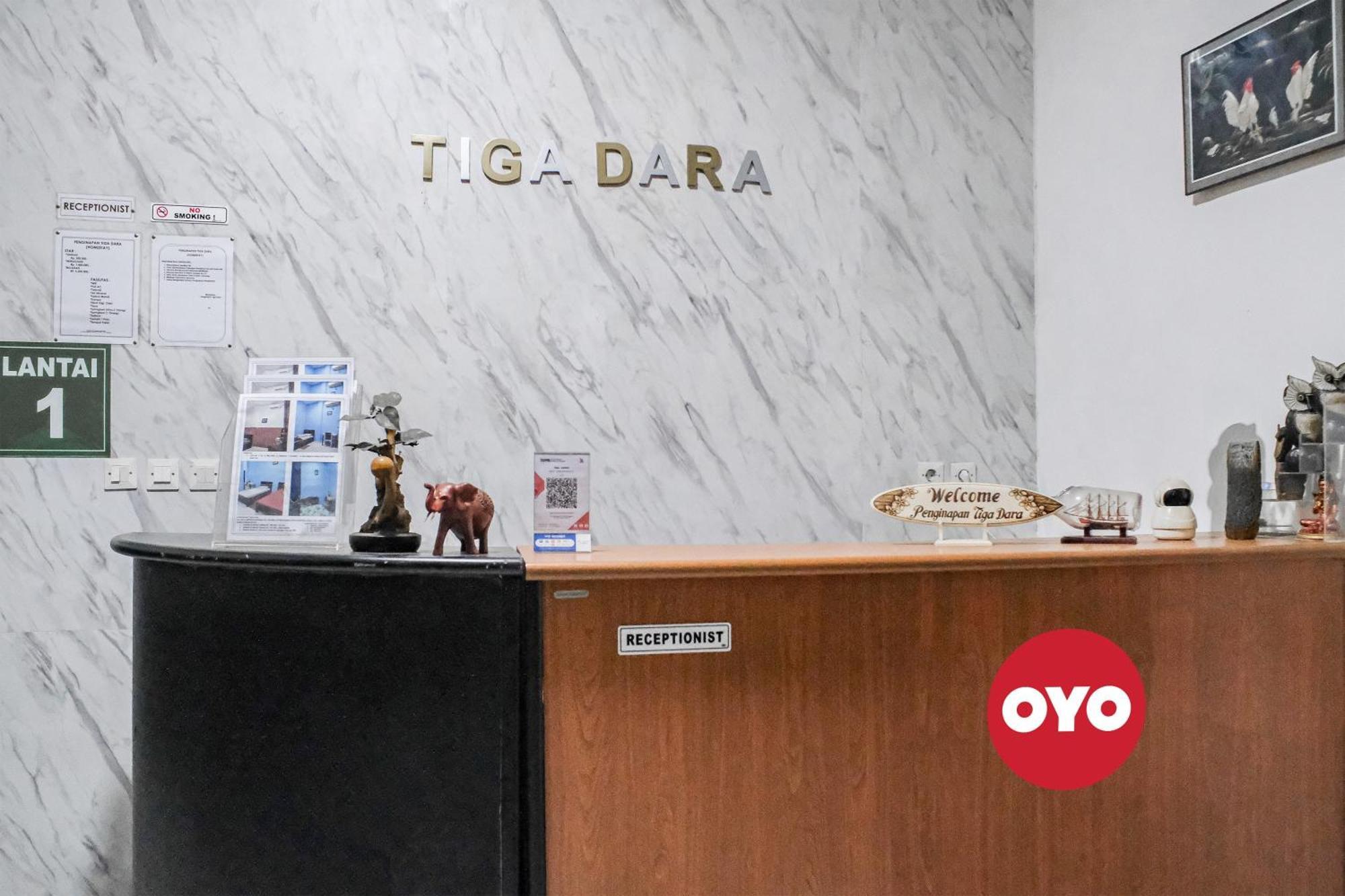 Oyo 93117 Penginapan Tiga Dara Jayapura Zewnętrze zdjęcie